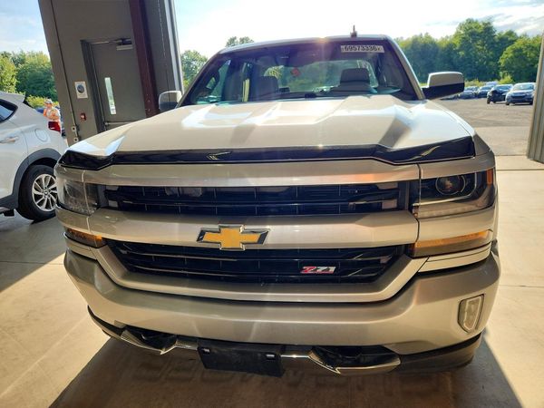 2017 CHEVROLET SILVERADO LT