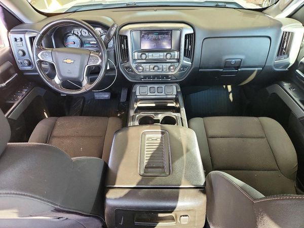 2017 CHEVROLET SILVERADO LT