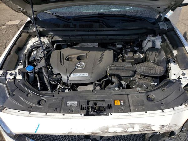 2020 MAZDA CX-5 Signature — Engine bay