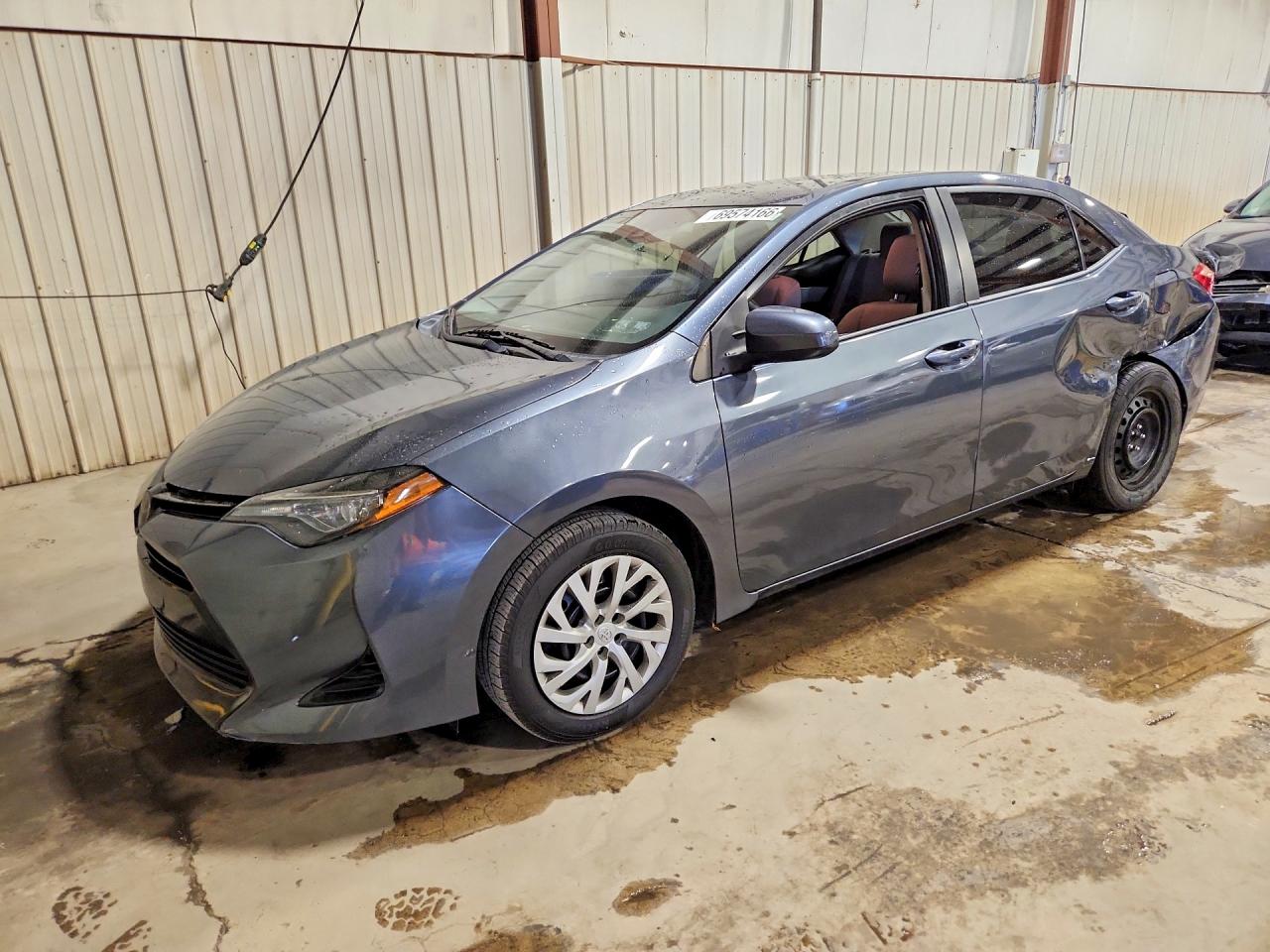 2018 TOYOTA COROLLA L/LE/SE/XLE/XSE — Front 3/4