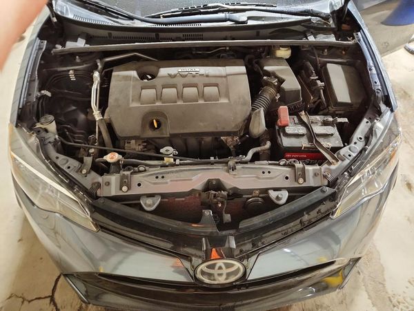 2018 TOYOTA COROLLA L/LE/SE/XLE/XSE — Engine bay