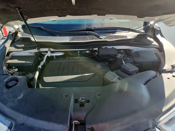 2019 ACURA MDX SH-AWD — Engine bay