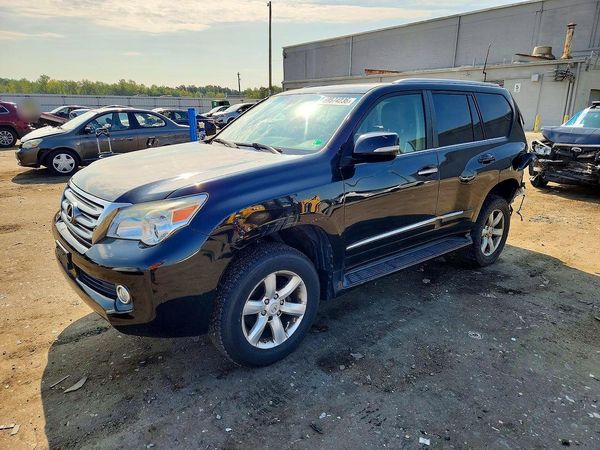2012 LEXUS GX — Front 3/4