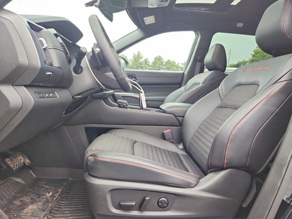 2026 NISSAN PATHFINDER — DENT