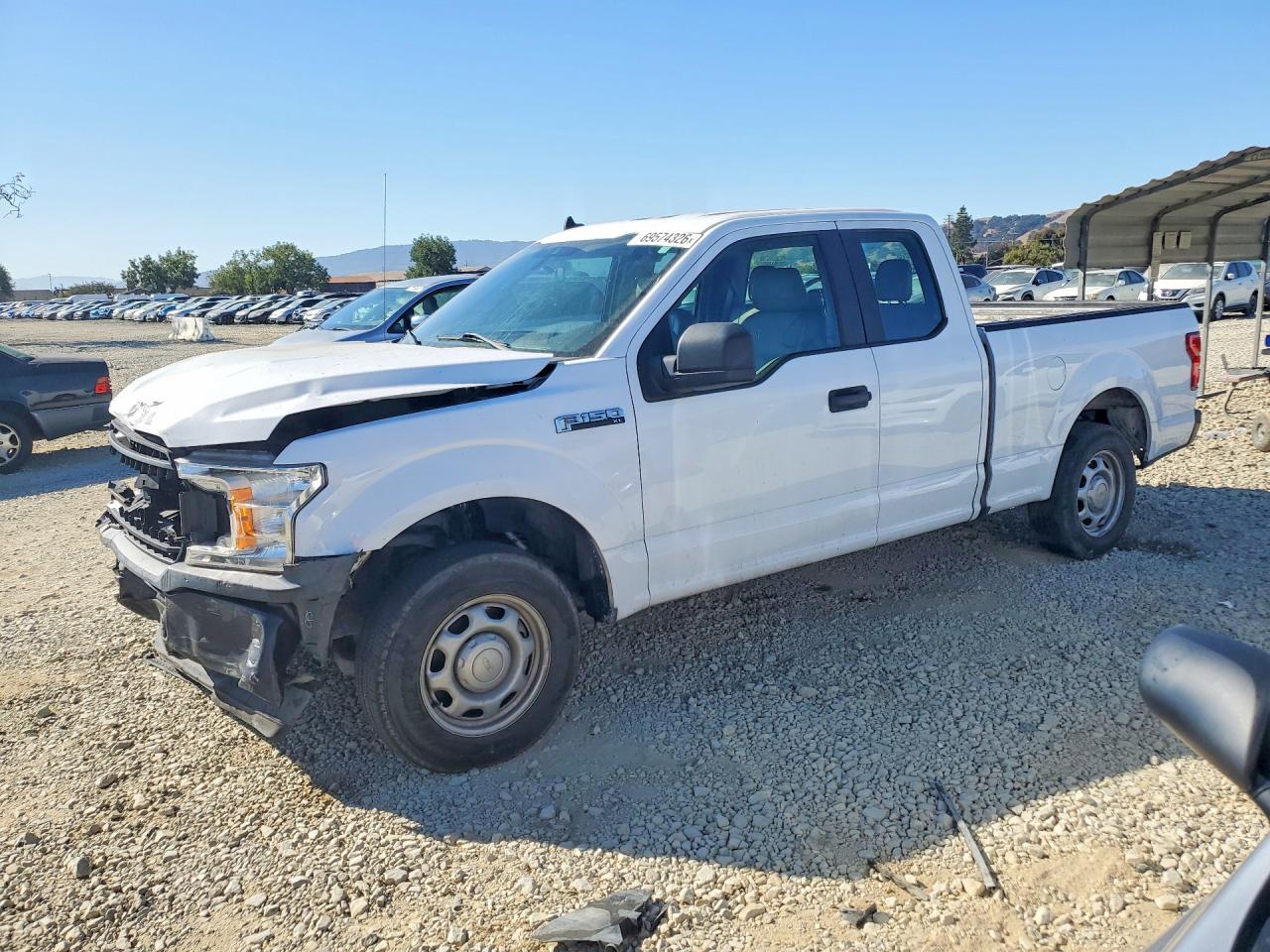 2020 FORD F150 — Front 3/4