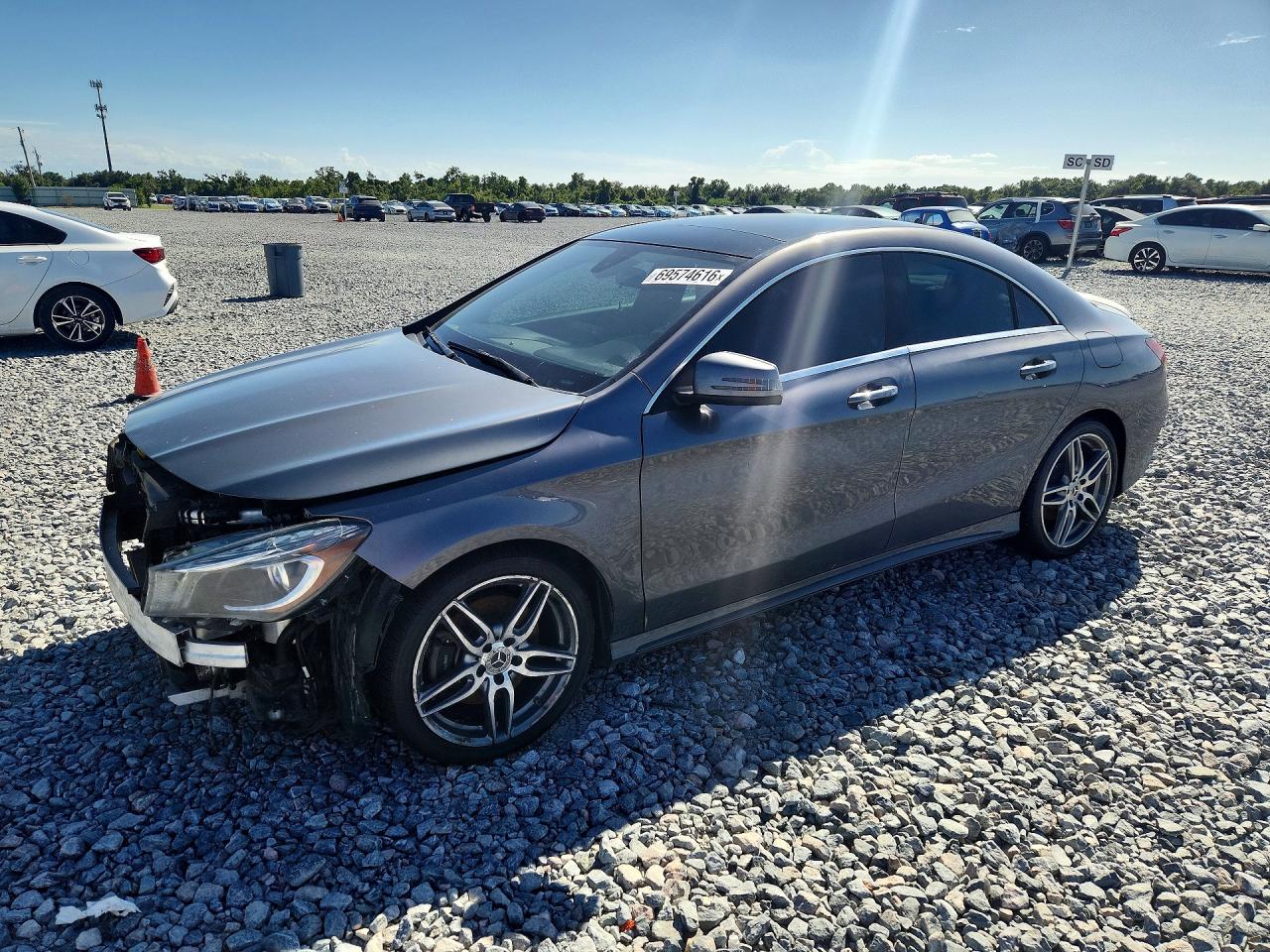 2019 MERCEDES-BENZ CLA CLA250-4M — Front 3/4