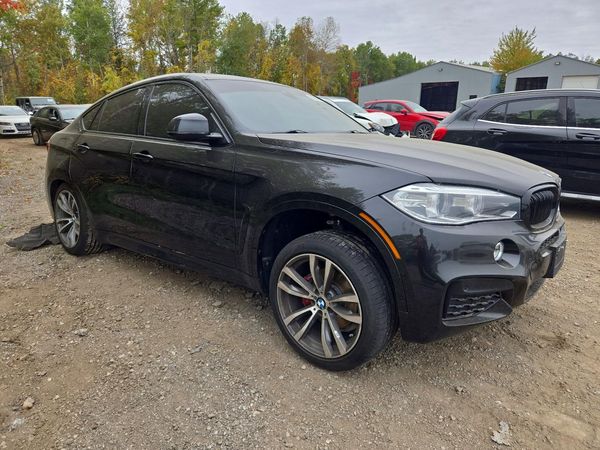 2016 BMW X6 xDrive35i — Passenger 3/4