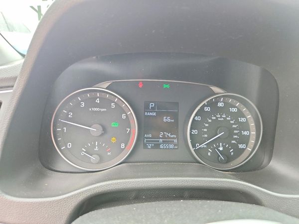 2017 HYUNDAI ELANTRA — ODOM