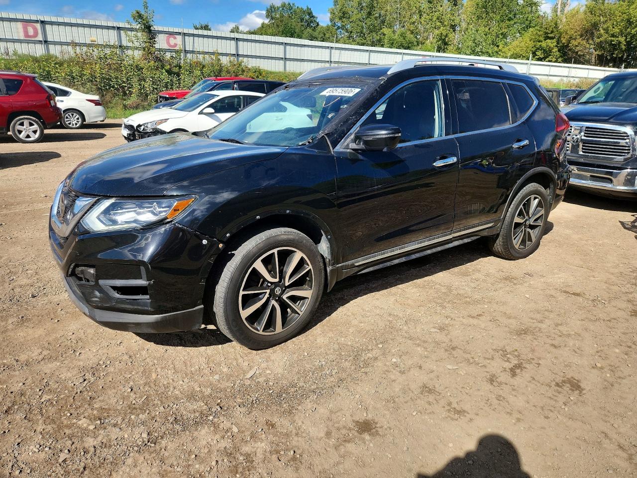 2018 NISSAN ROGUE — Front 3/4