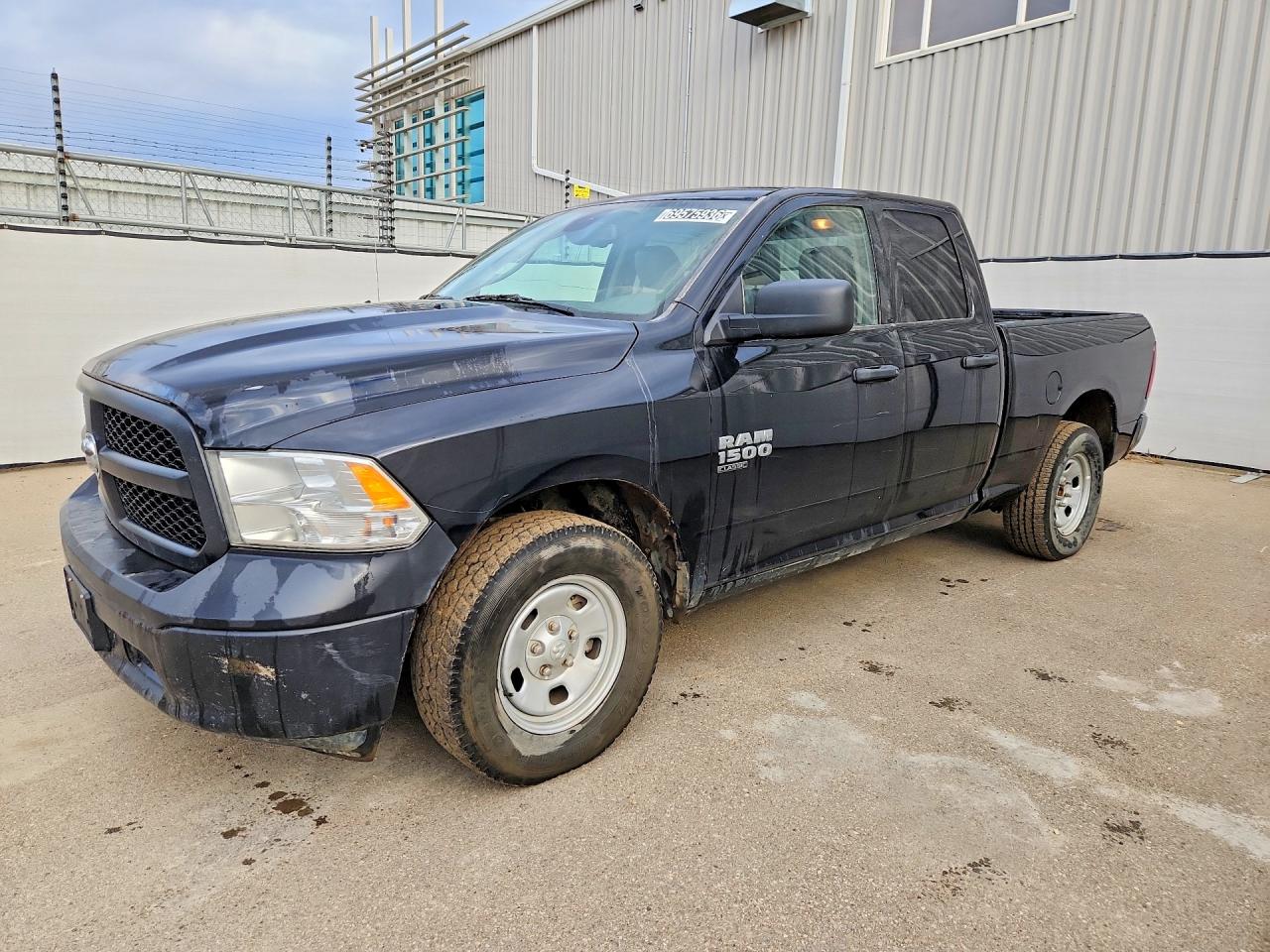 2023 RAM 1500 CLASSIC Tradesman — Front 3/4