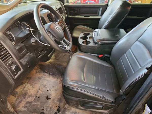2023 RAM 1500 CLASSIC Tradesman — DENT