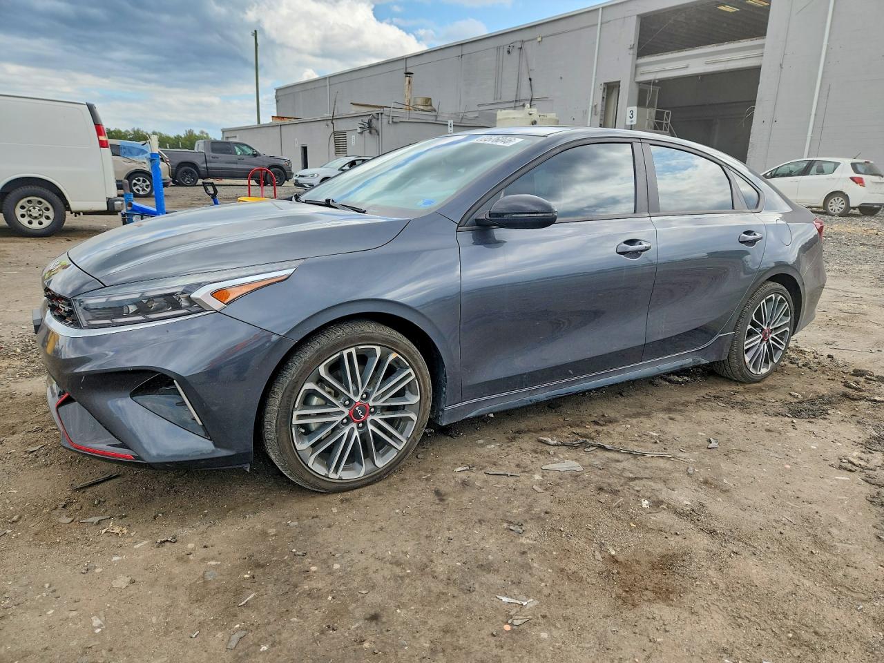 2024 KIA FORTE GT — Front 3/4