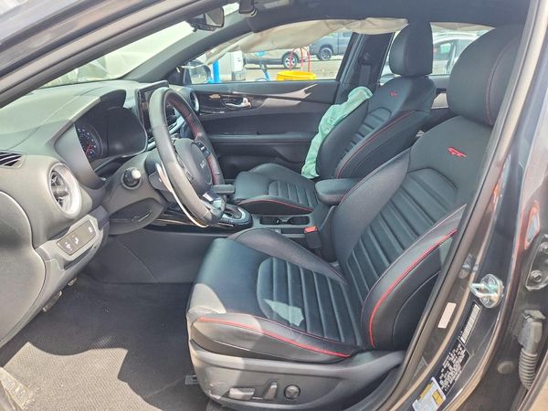 2024 KIA FORTE GT — DENT