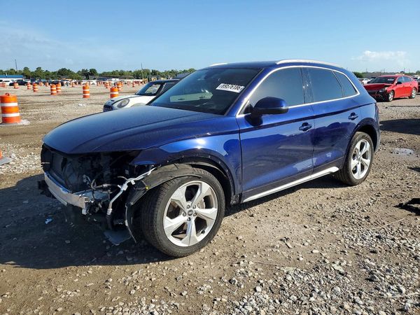 2021 AUDI Q5 — Front 3/4