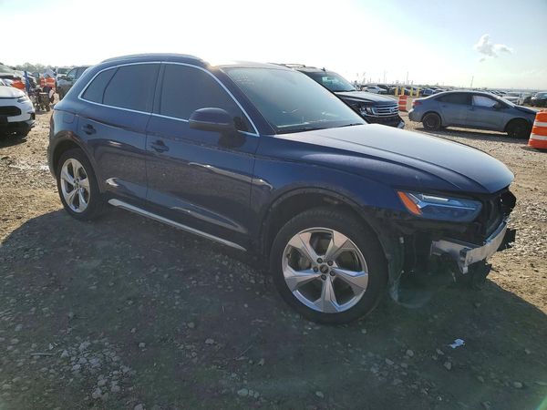 2021 AUDI Q5 — Passenger 3/4