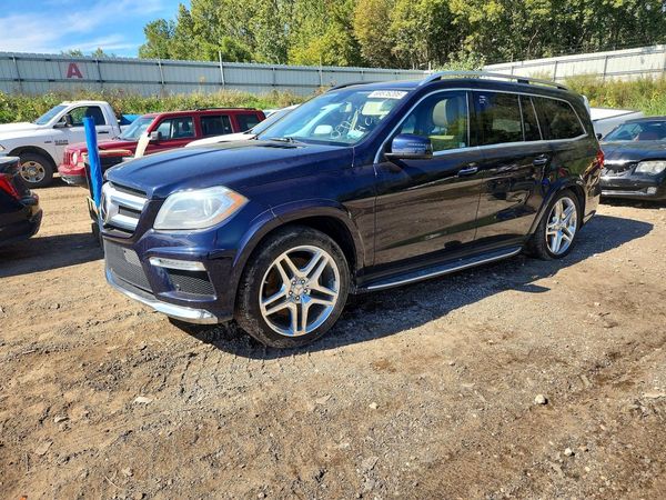 2014 MERCEDES-BENZ GL-CLASS GL 550 4MATIC — Front 3/4