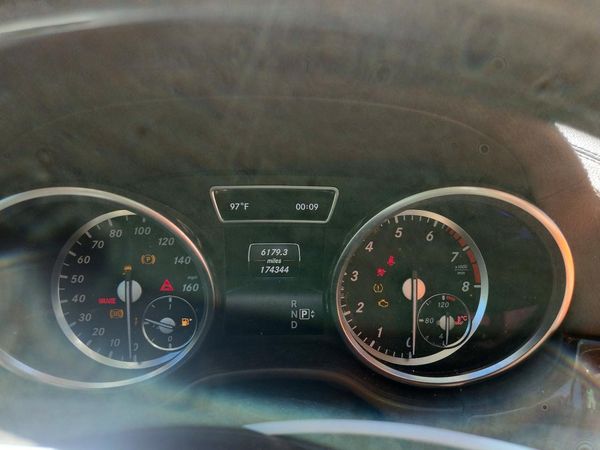 2014 MERCEDES-BENZ GL-CLASS GL 550 4MATIC — ODOM