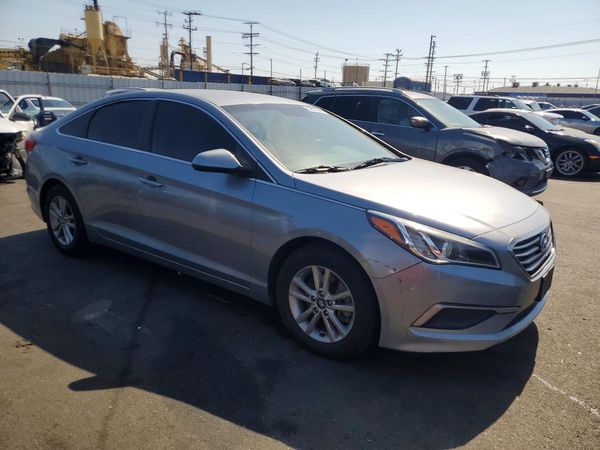 2017 HYUNDAI SONATA SE, Eco — Passenger 3/4