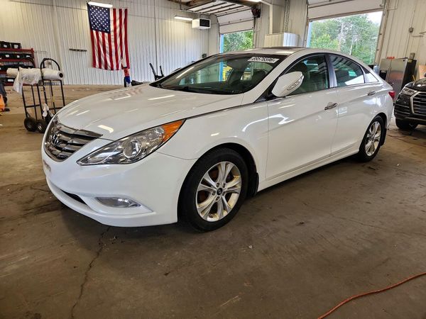 2013 HYUNDAI SONATA