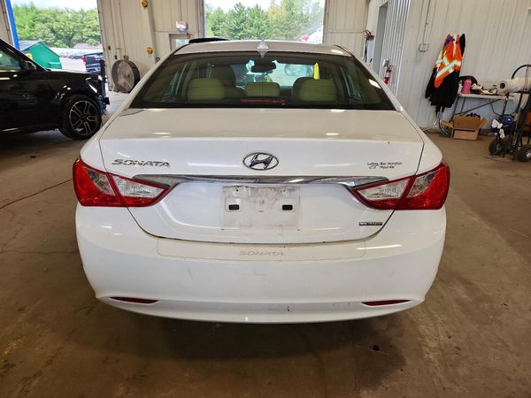 2013 HYUNDAI SONATA