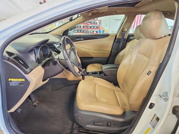 2013 HYUNDAI SONATA