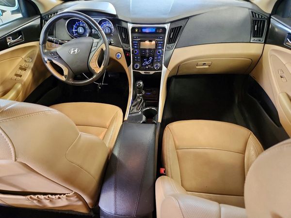 2013 HYUNDAI SONATA