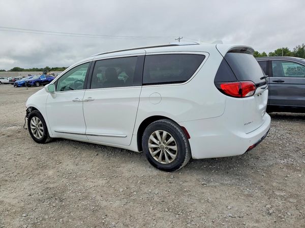 2019 CHRYSLER PACIFICA Touring L — DSRA