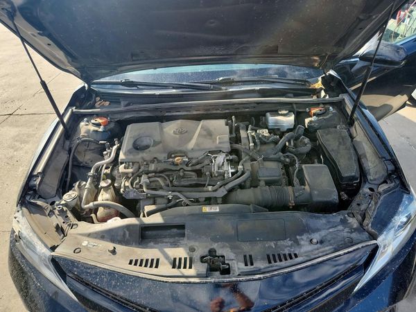 2019 TOYOTA CAMRY LE Hybrid — Engine bay