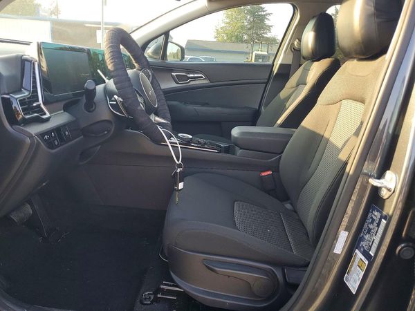 2025 KIA SPORTAGE — DENT