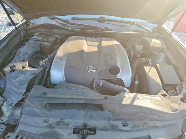 2013 LEXUS GS 350 — Engine bay