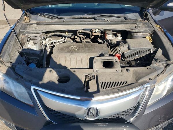 2013 ACURA RDX — Engine bay