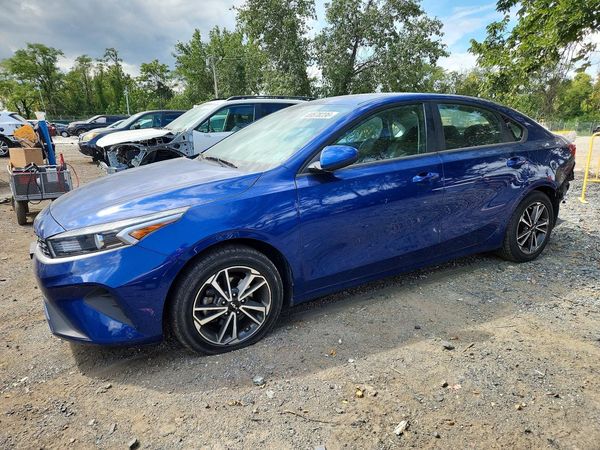 2022 KIA FORTE — Front 3/4