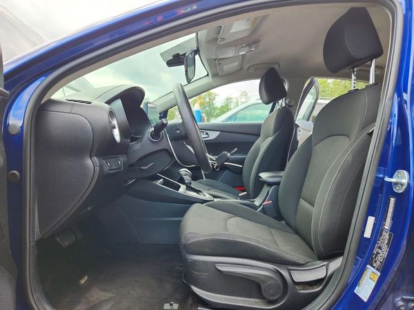 2022 KIA FORTE — DENT