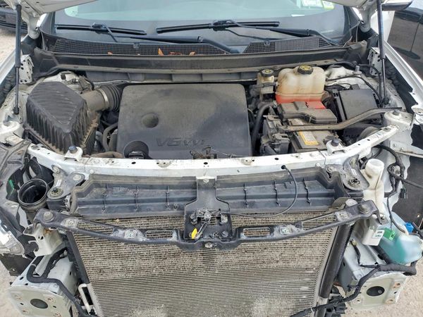 2020 CHEVROLET TRAVERSE LT — Engine bay