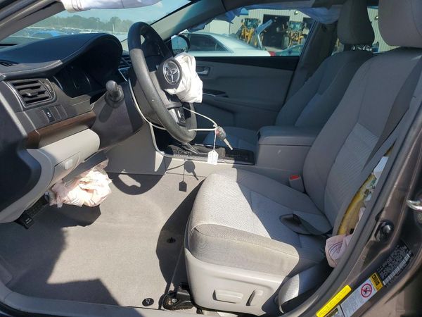 2016 TOYOTA CAMRY — DENT