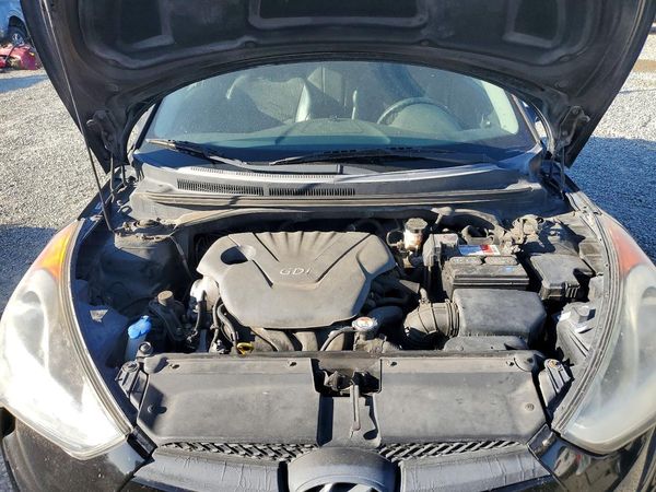 2012 HYUNDAI VELOSTER GLS(Middle grade) — Engine bay