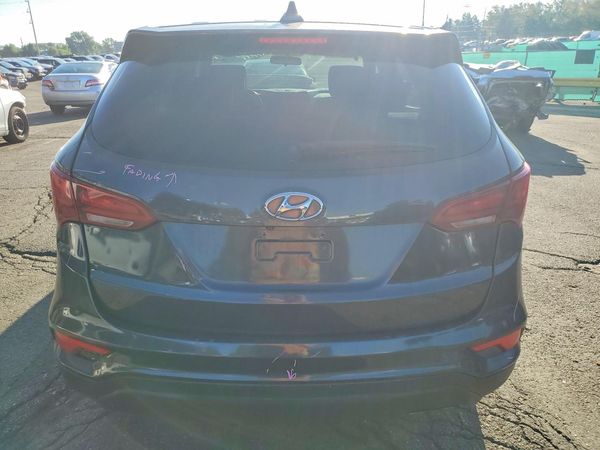 2017 HYUNDAI SANTA FE Base — DIRR