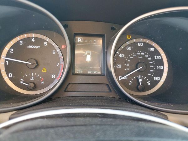 2017 HYUNDAI SANTA FE Base — ODOM