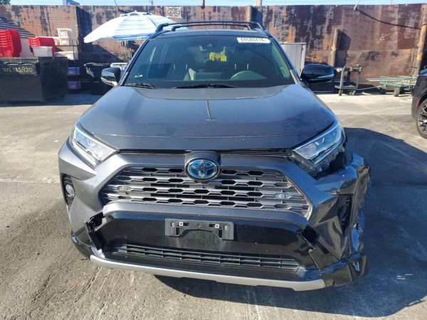 2020 TOYOTA RAV4 XSE HV — DIRF