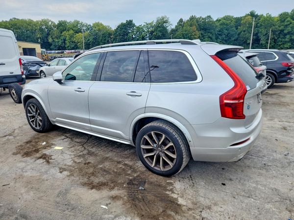 2019 VOLVO XC90 Momentum — DSRA