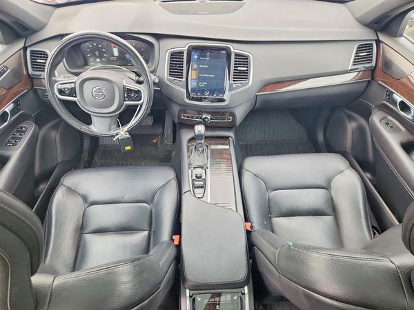 2019 VOLVO XC90 Momentum — CKPT