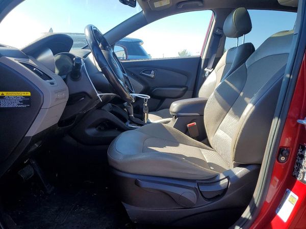 2014 HYUNDAI TUCSON GLS (Middle Level) — DENT