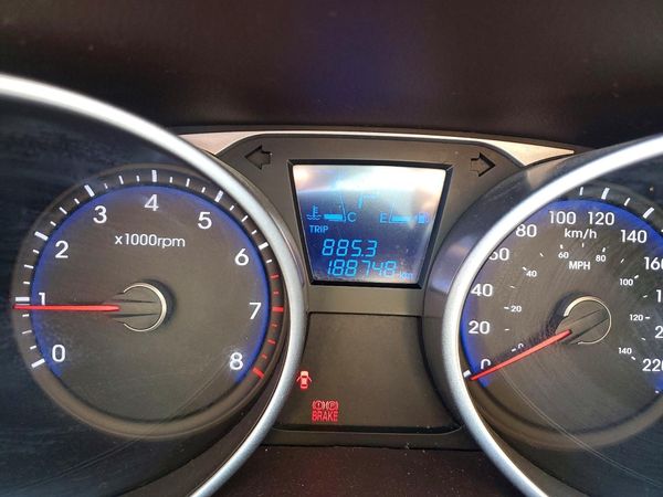 2014 HYUNDAI TUCSON GLS (Middle Level) — ODOM