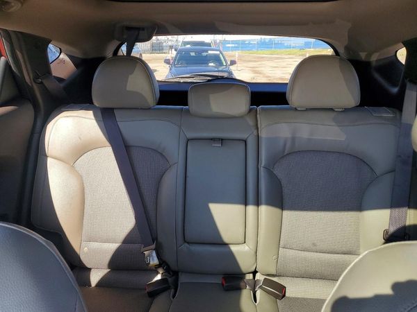 2014 HYUNDAI TUCSON GLS (Middle Level) — SUVN