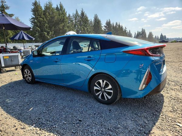 2017 TOYOTA PRIUS Three/Four/Four Adv — DSRA
