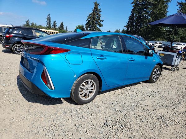 2017 TOYOTA PRIUS Three/Four/Four Adv — PSRA
