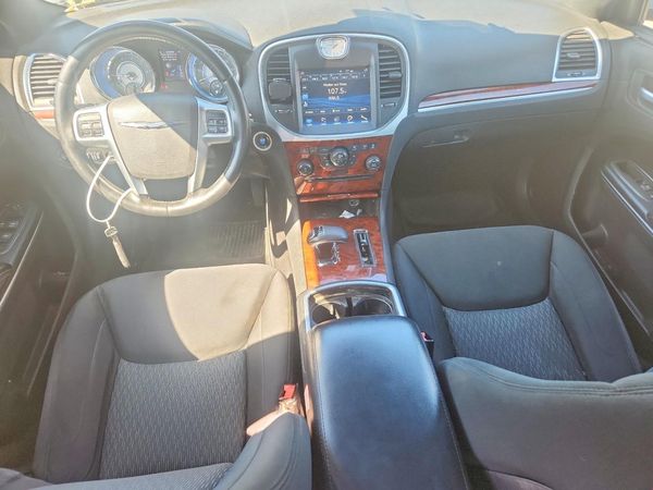 2012 CHRYSLER 300 Base/Limited — CKPT