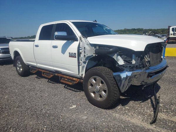 2014 RAM 3500 — Passenger 3/4