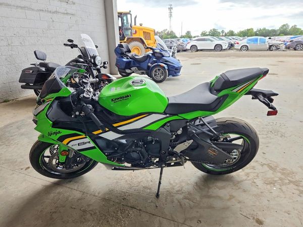 2025 KAWASAKI ZX636 — LSDT