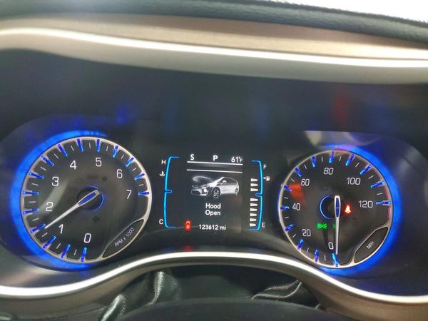 2017 CHRYSLER PACIFICA — ODOM